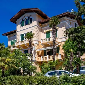 https://villa-salus-apartment-maruna.primorje-gorskikotar.com