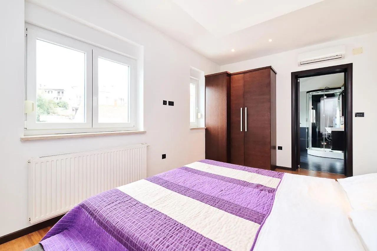 Stella Adria Apartment Pula